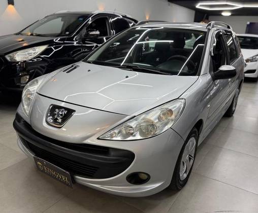 PEUGEOT 207 1.4 XR SW 8V FLEX 4P MANUAL PEUGEOT 207 1.4 XR SW 8V FLEX 4P MANUAL